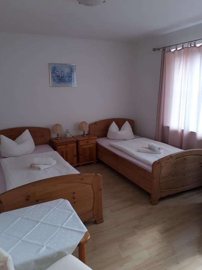 Zum Faesschen Hotel